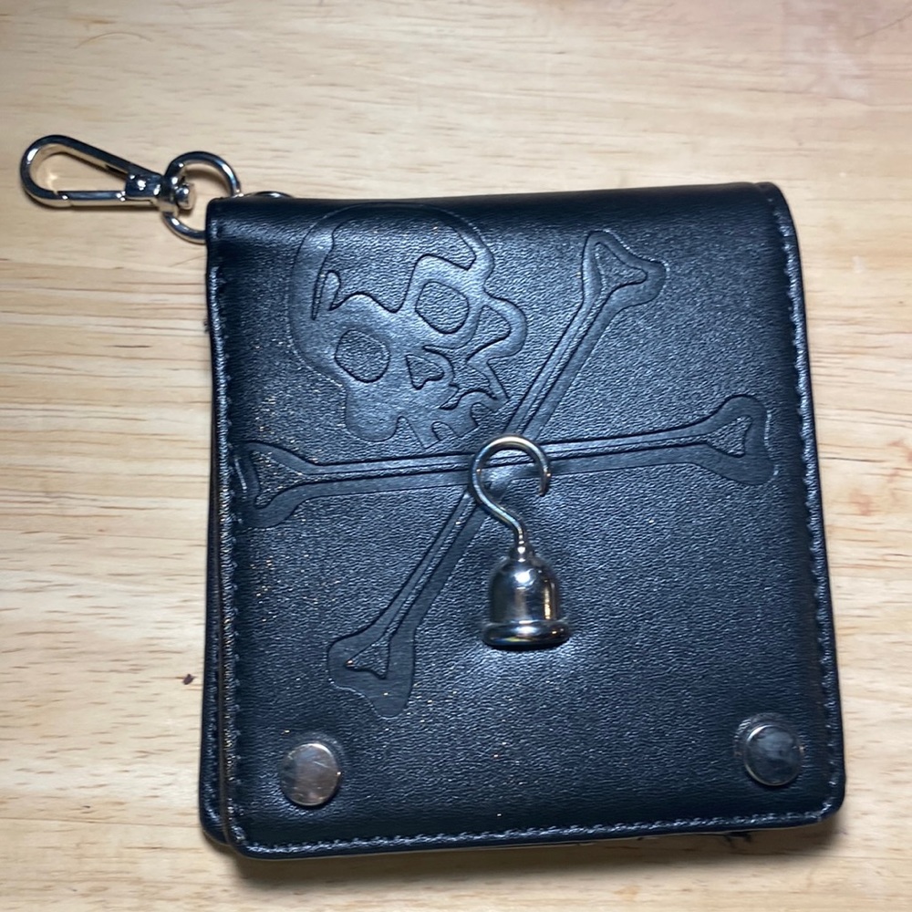 mens wallet with a pirate on the front